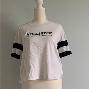 ~ White and blue slight cropped tee